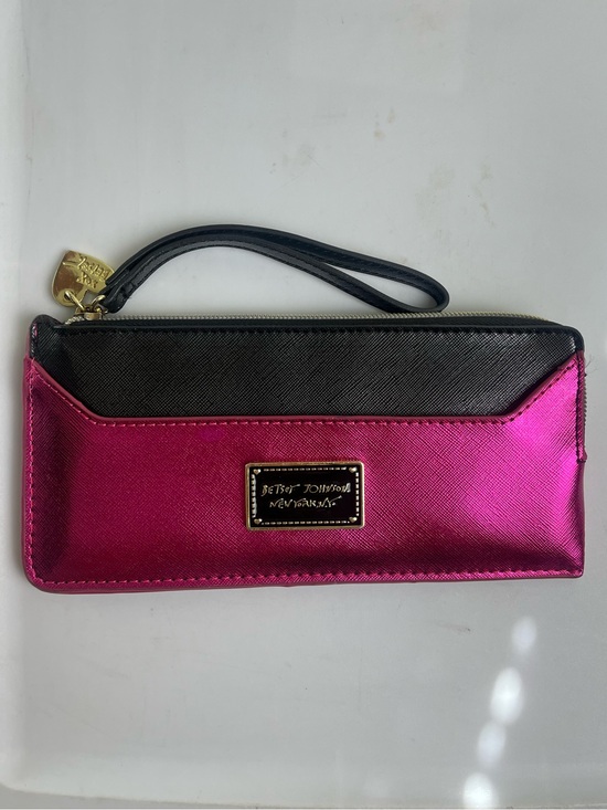 Betsey Johnson Handbags - Betsey Johnson Metallic Fuchsia and Black Wristlet